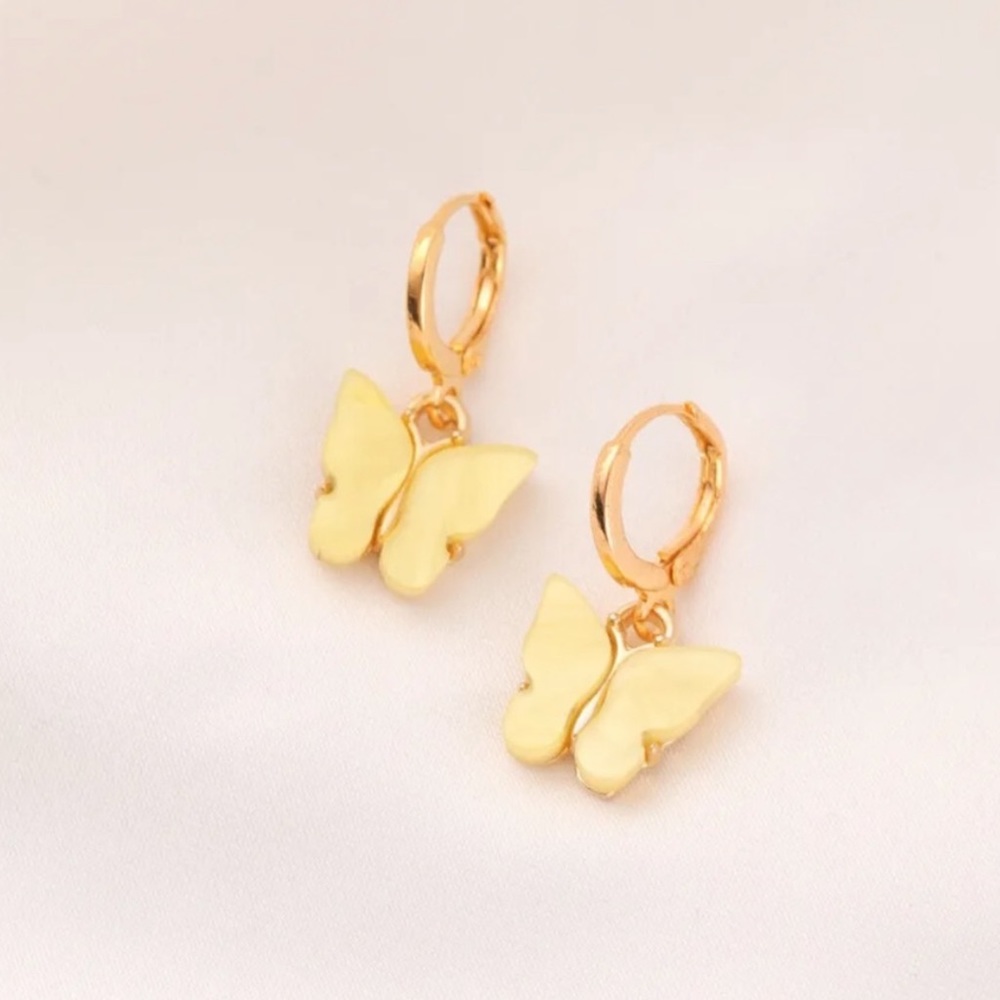 🆕 | Yellow & Gold | Butterfly Earrings